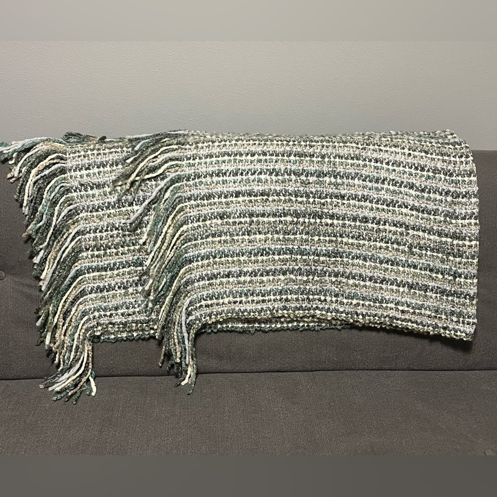 Bedford Collection Kennebunk Home 42” x 72" Throw scarf shawl ivory teal gray